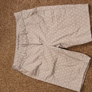 Gap, 2, City 9 inch bermuda khaki